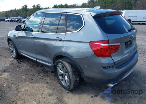 2015 BMW X3 xDrive28I z USA, uszkodzony, nr VIN 5UXWX9C50F0D57447